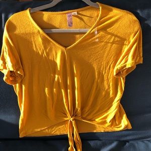 mustard top